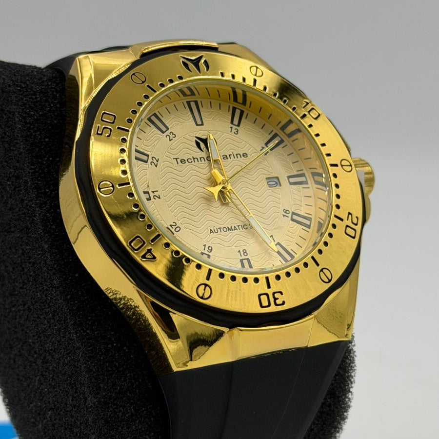 ⌚TECHNOMARINE⌚