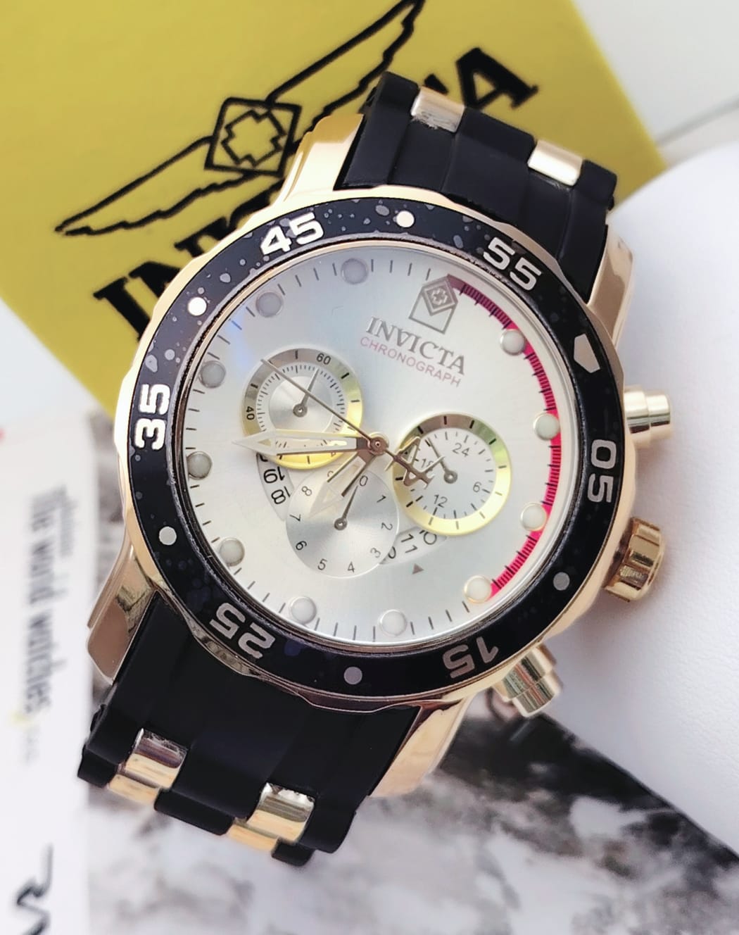 ⌚INVICTA GOMA⌚