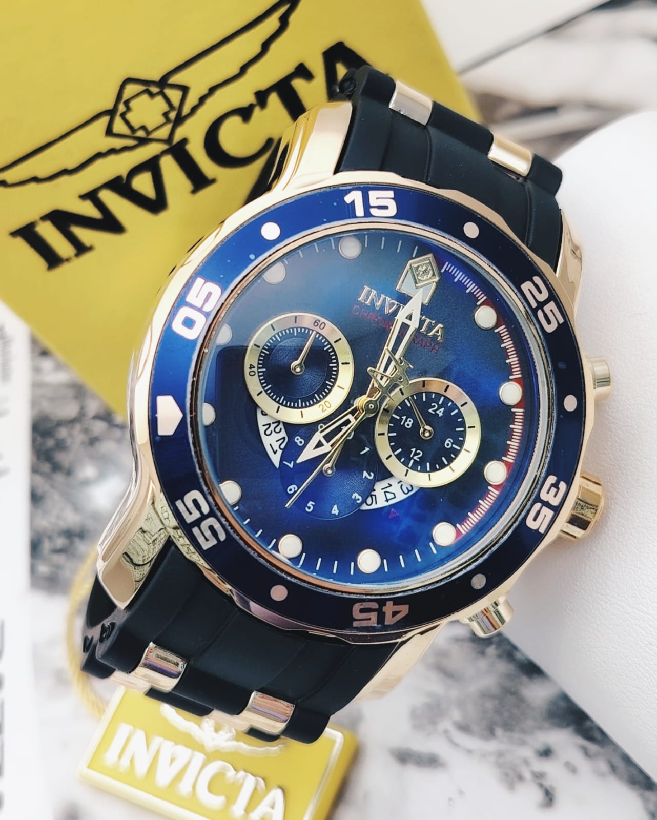 ⌚INVICTA GOMA⌚