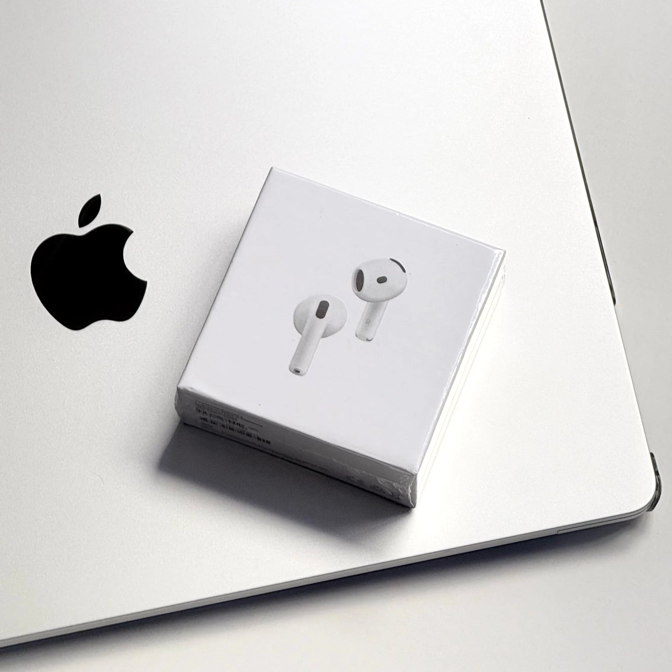 audifonos AirPods 4ta Generación